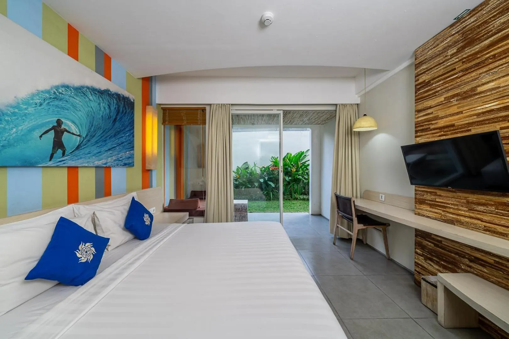 Bliss Surfer Hotel By Tritama Hospitality Legian