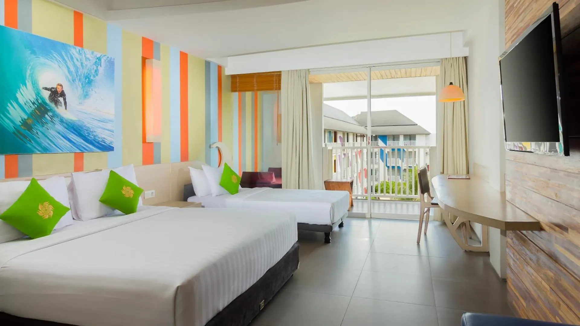 Bliss Surfer Hotel By Tritama Hospitality Legian