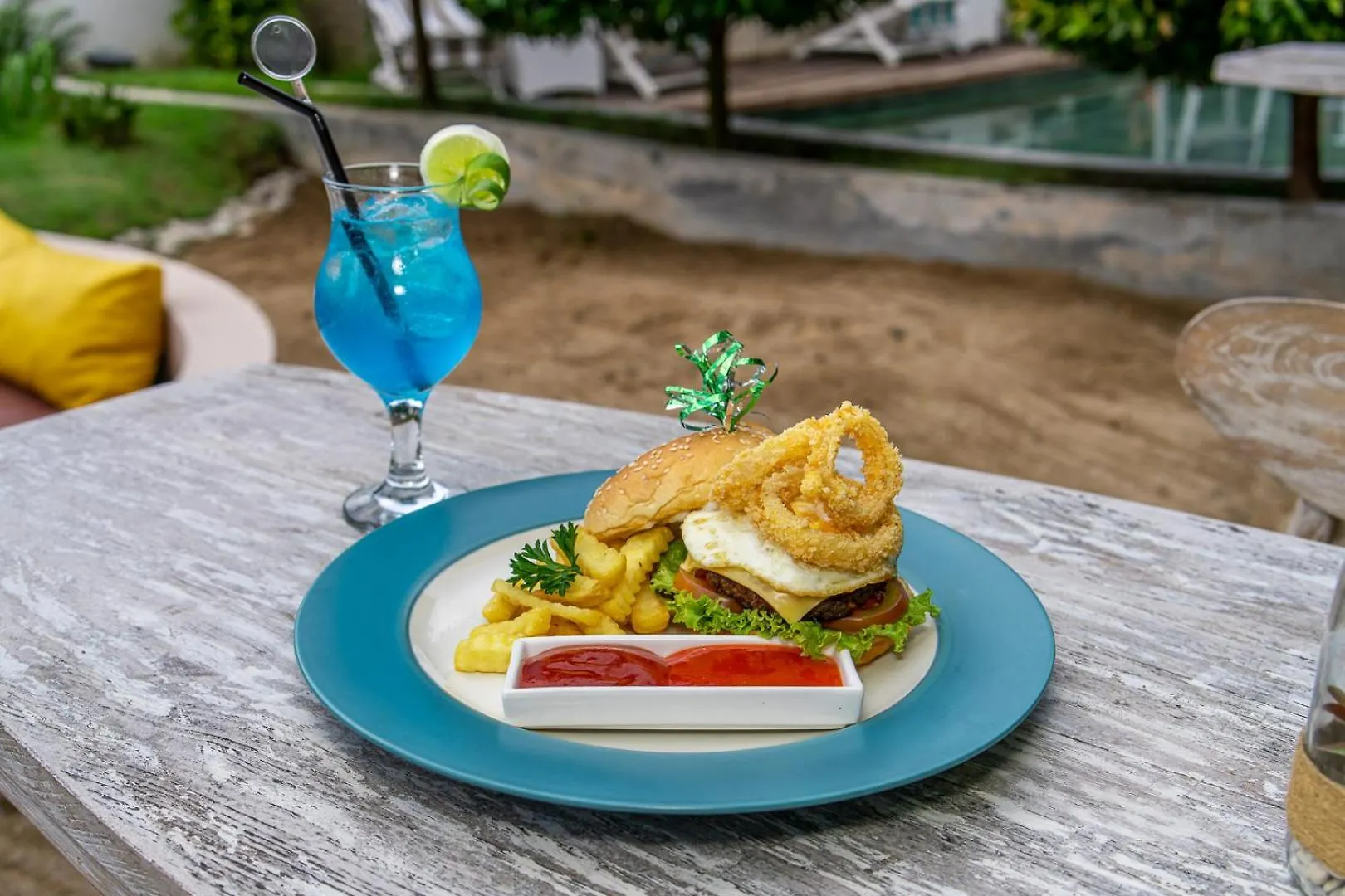 Bliss Surfer Hotel By Tritama Hospitality Legian 4*,  Indonésie