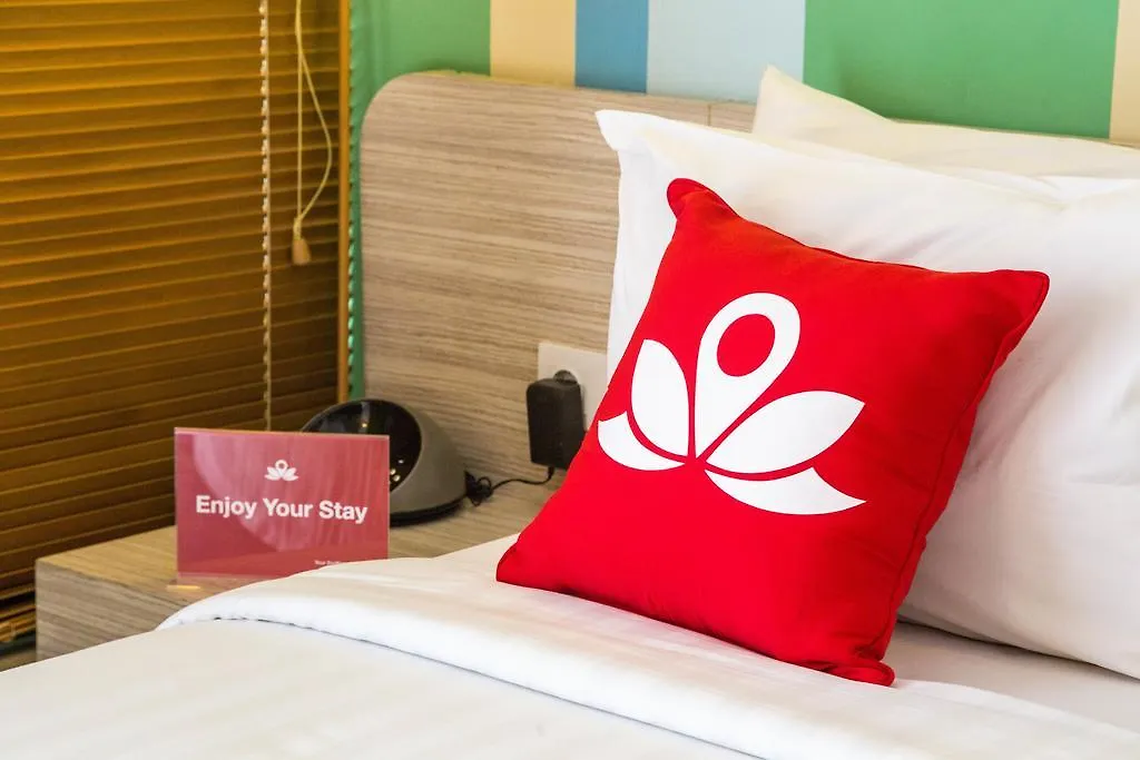 Bliss Surfer Hotel By Tritama Hospitality Legian Indonésie